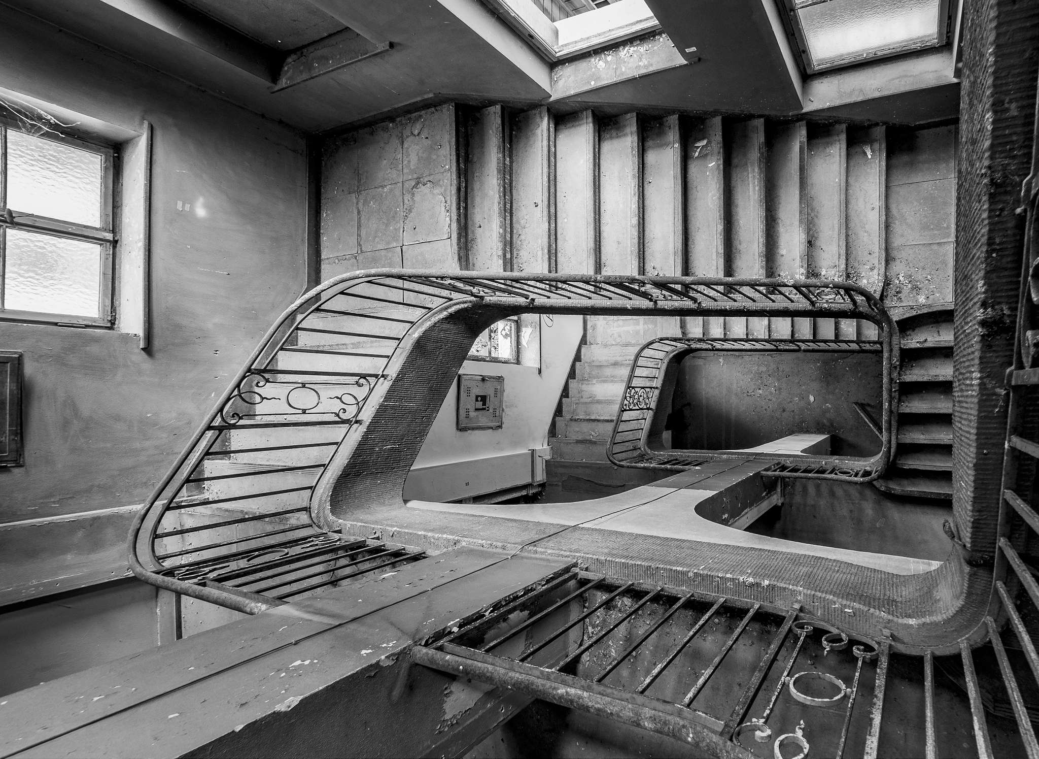 20240809 171636 P8090147