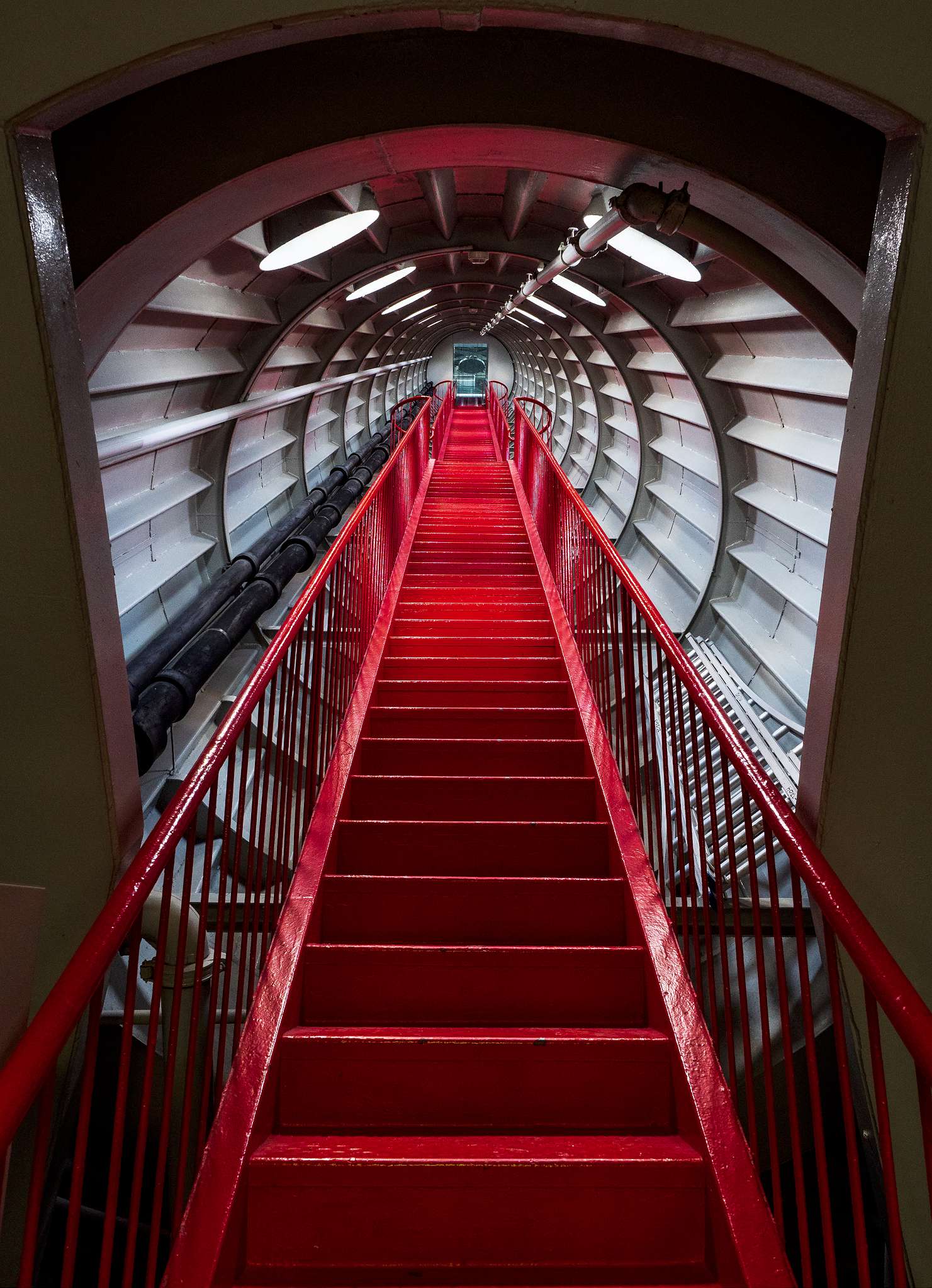 Red Stairs (Atomium 3)